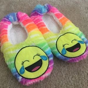 Justice Emoji Slippers Shoes SZ S 1-2